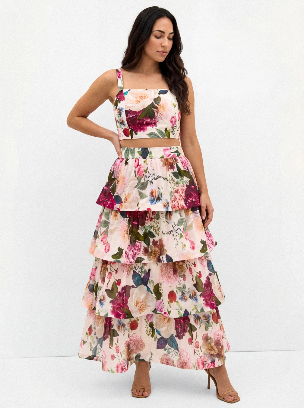 Camila Oliveira Shot 32